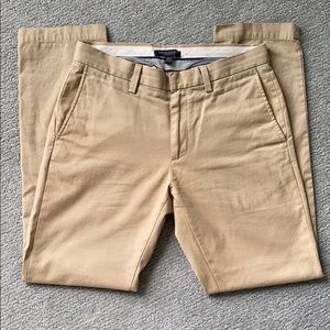Banana Republic Emerson Chino